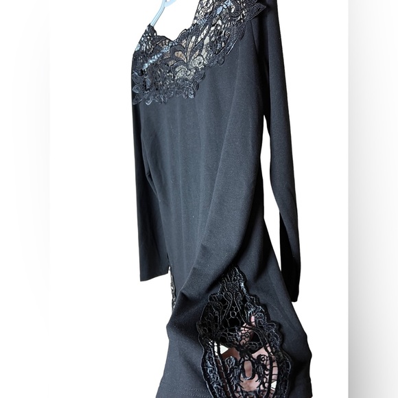 Joan Boyce formal black top w/ decorative lace neckline & sleeve, Size M - Picture 3 of 8